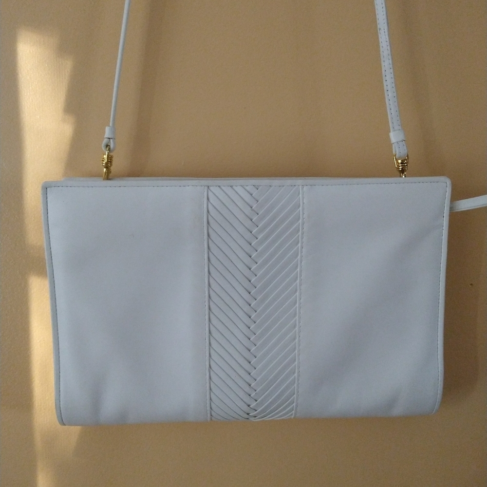 Vintage White Leather crossbody bag/clutch - Picture 3 of 8